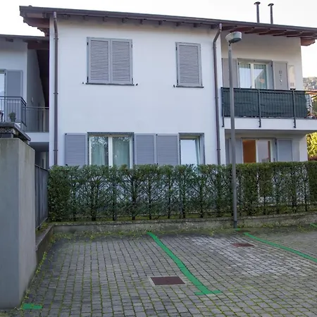 公寓 Con Giardino E Parcheggio Privato *