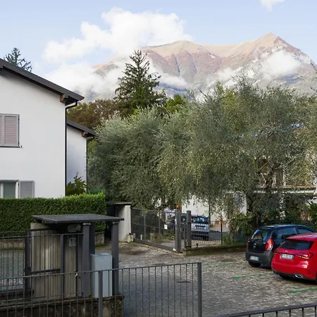 Con Giardino E Parcheggio Privato アパート ベッラージョ