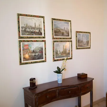 דירה Con Giardino E Parcheggio Privato בלאג'יו