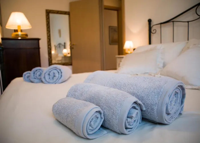 Con Giardino E Parcheggio Privato Белладжо