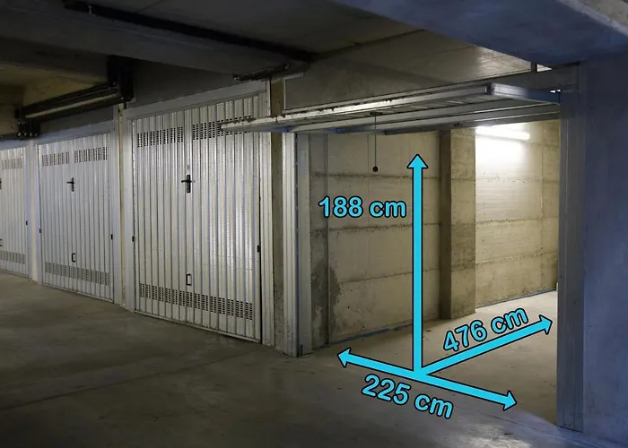 Апартаменты Con Giardino E Parcheggio Privato *