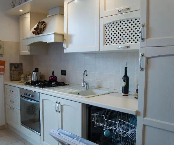 Con Giardino E Parcheggio Privato Апартаменты Белладжо